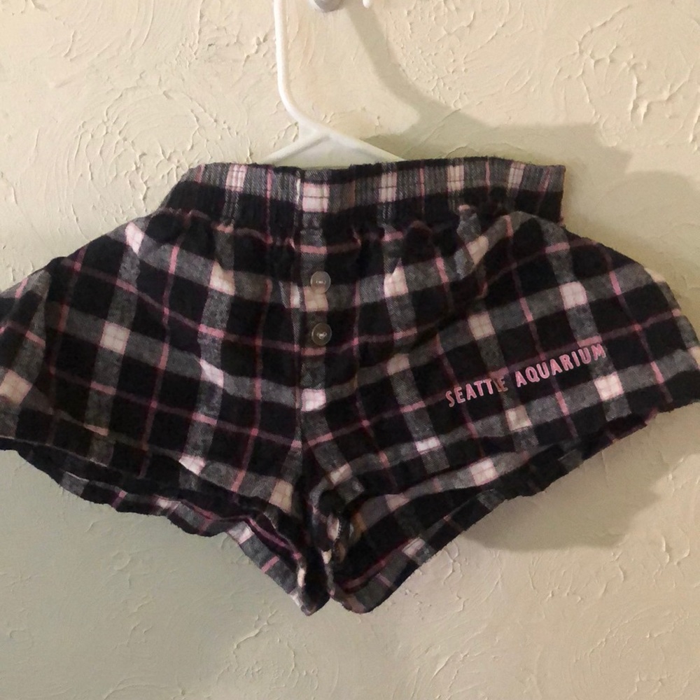 Seattle Aquarium plaid booty short bottoms, size S